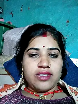 Snapshot of Hot_kamla chatting on February 5, 2026, 9:30 pm Hot kamla online show from February 5, 2026, 9:30 pm