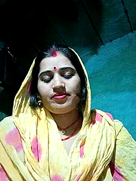 Snapshot of Hot_kamla chatting on February 16, 2026, 7:10 pm Hot kamla online show from February 16, 2026, 7:10 pm