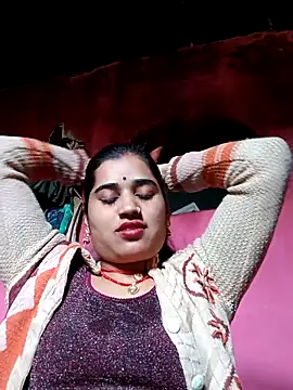 Snapshot of Hot_kamla chatting on February 19, 2026, 7:37 am Hot kamla online show from February 19, 2026, 7:37 am