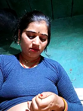 Hot kamla online show from April 12, 2026, 6:13 pm