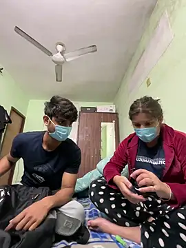 Cute hotzara online show from December 23, 2025, 4:54 am