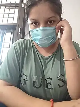 Cute hotzara online show from July 8, 2026, 7:35 am