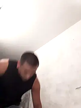 Solo privado online show from April 5, 2026, 4:59 pm