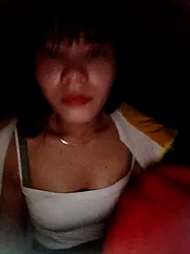 Snapshot of gugu0022 chatting on November 23, 2025, 9:25 pm gugu0022 online show from November 23, 2025, 9:25 pm