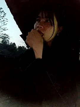 gugu0022 online show from February 26, 2026, 11:31 am