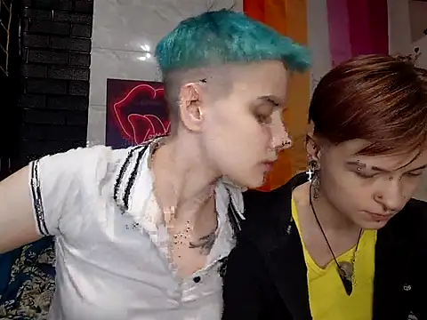 Snapshot of Kim__Ray chatting on November 16, 2025, 2:00 pm Kim Ray online show from November 16, 2025, 2:00 pm