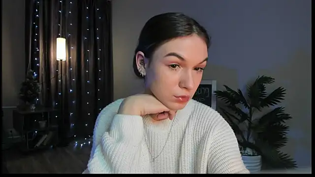 luna lust 212 online show from January 12, 2026, 4:29 am