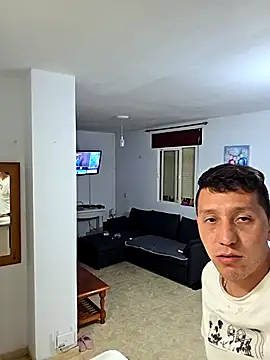 7milo online show from April 7, 2026, 7:58 pm