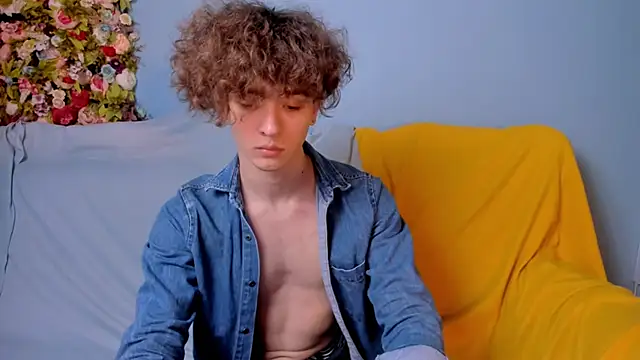 Snapshot of James_Colleman chatting on November 14, 2025, 7:45 pm James Colleman online show from November 14, 2025, 7:45 pm