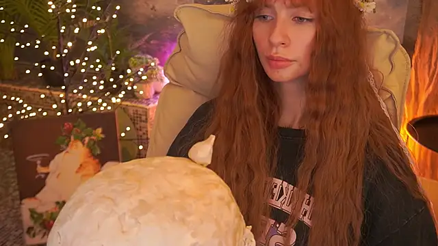 Nicol Moonn online show from March 13, 2026, 1:51 pm