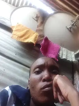 Beverlygurlx6 online show from February 11, 2026, 1:27 pm