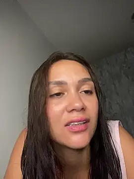 carolsapequinha online show from February 25, 2026, 11:42 am