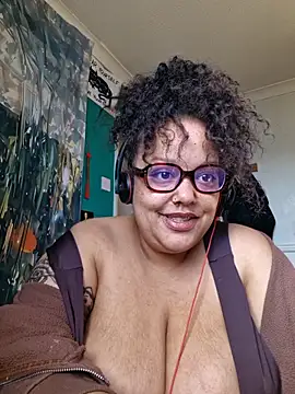 midnightsnaxxx97 online show from March 18, 2026, 9:01 am