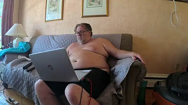 Snapshot of Joshc405 chatting on July 3, 2026, 2:56 pm Joshc405 online show from July 3, 2026, 2:56 pm