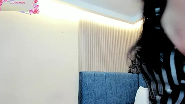 Dulce emi online show from December 3, 2025, 12:03 pm