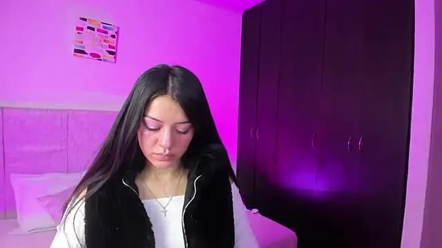 AmmySweett1 online show from November 18, 2025, 12:20 pm