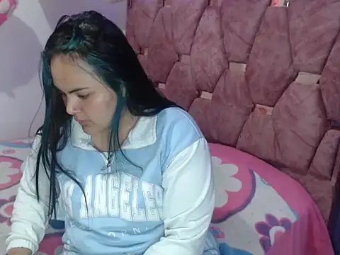 Snapshot of sammy_1211 chatting on November 17, 2025, 10:37 pm sammy 1211 online show from November 17, 2025, 10:37 pm