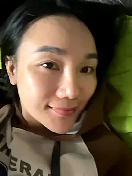 Snapshot of dusi-cute chatting on November 14, 2025, 5:22 pm dusi-cute online show from November 14, 2025, 5:22 pm