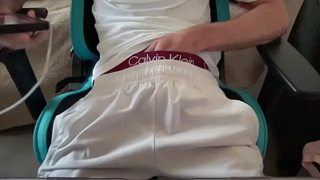 lucpompot online show from March 19, 2026, 8:40 am