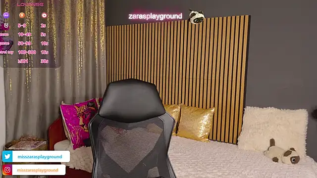 Snapshot of ZarasPlayground chatting on May 21, 2026, 5:31 pm ZarasPlayground online show from May 21, 2026, 5:31 pm