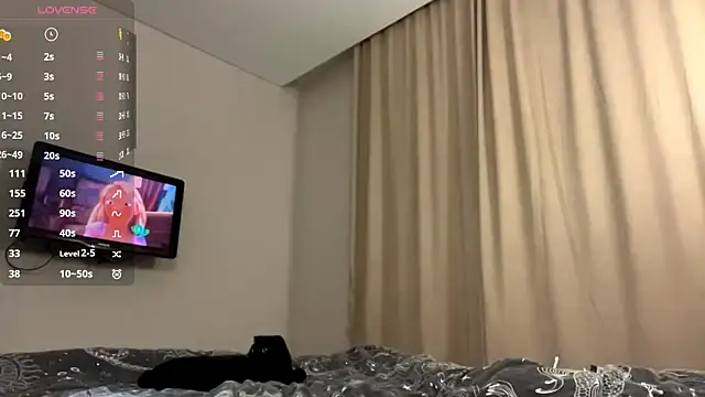 Snapshot of CleoSayres chatting on November 13, 2025, 4:39 pm CleoSayres online show from November 13, 2025, 4:39 pm