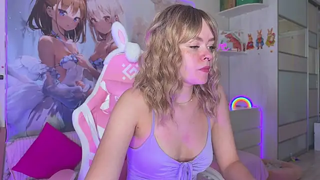 CheekySashaCharm online show from July 8, 2026, 12:53 pm