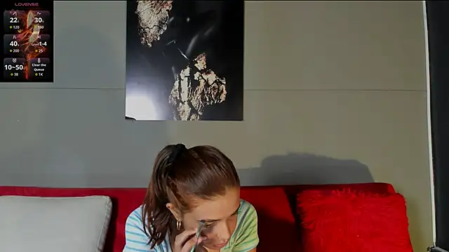 nicolvibes 212 online show from April 19, 2026, 8:22 pm