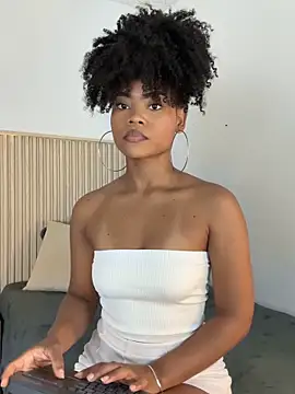 vanestraus online show from February 12, 2026, 8:37 pm