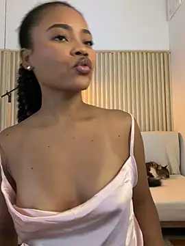 vanestraus online show from March 23, 2026, 10:47 pm