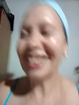 Snapshot of SexyMilf1211 chatting on January 15, 2026, 7:39 pm SexyMilf1211 online show from January 15, 2026, 7:39 pm