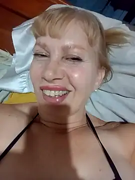 Snapshot of SexyMilf1211 chatting on February 11, 2026, 3:39 pm SexyMilf1211 online show from February 11, 2026, 3:39 pm