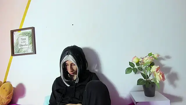 Snapshot of Charlothe_7 chatting on November 23, 2025, 4:01 am Charlothe 7 online show from November 23, 2025, 4:01 am