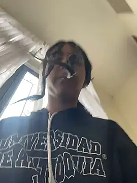 Hopemoretti online show from November 18, 2025, 7:07 pm