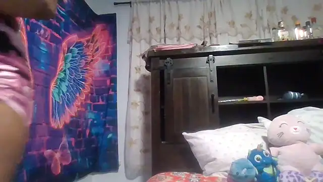 sexcikween online show from December 2, 2025, 4:40 am