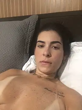 Snapshot of fer-nanda chatting on January 17, 2026, 11:30 pm fer-nanda online show from January 17, 2026, 11:30 pm