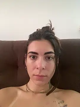 Snapshot of fer-nanda chatting on February 14, 2026, 2:58 pm fer-nanda online show from February 14, 2026, 2:58 pm