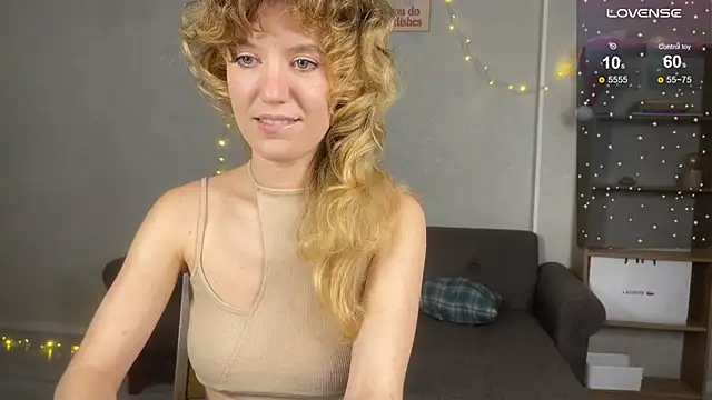 Snapshot of Play_Me_Softly chatting on December 19, 2025, 2:57 pm Play Me Softly online show from December 19, 2025, 2:57 pm