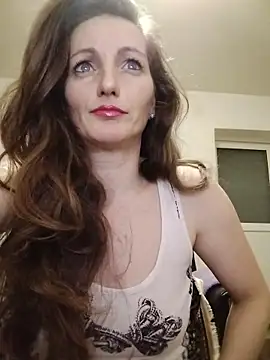 CrazyMaya39 online show from February 8, 2026, 9:18 pm