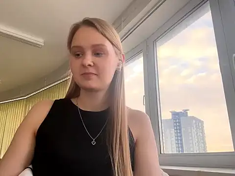 Snapshot of PaulitaSolow chatting on November 16, 2025, 6:52 am PaulitaSolow online show from November 16, 2025, 6:52 am