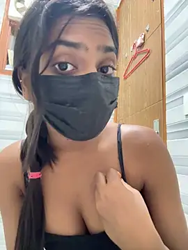 sexyayeshadesi online show from May 12, 2026, 6:16 pm