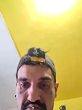 Snapshot of xxxbananaboy chatting on November 17, 2025, 9:09 pm xxxbananaboy online show from November 17, 2025, 9:09 pm