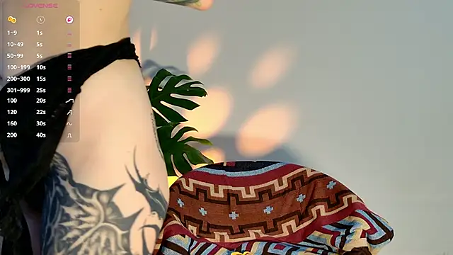 jane-booblegum online show from April 13, 2026, 10:37 pm