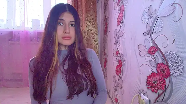 Snapshot of KristinaScott chatting on November 26, 2025, 12:17 pm KristinaScott online show from November 26, 2025, 12:17 pm