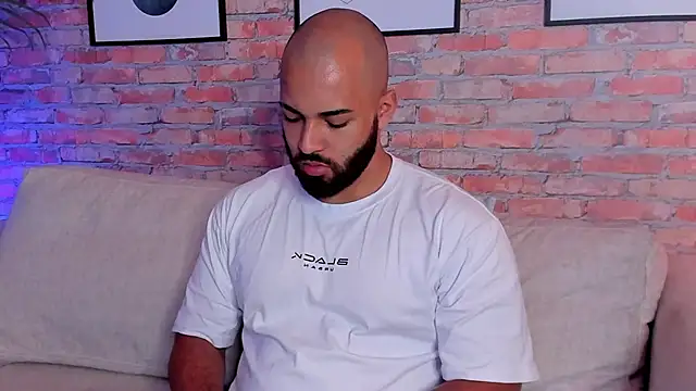 Chris Varden online show from April 11, 2026, 2:43 pm