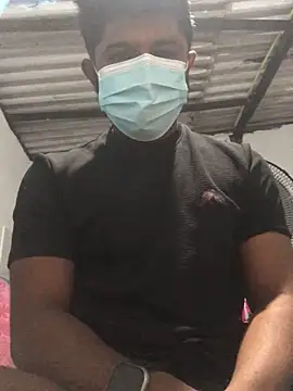 Snapshot of dreamframe chatting on February 14, 2026, 7:21 pm dreamframe online show from February 14, 2026, 7:21 pm