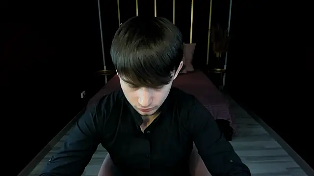 AlejandroEllias online show from February 15, 2026, 7:51 am