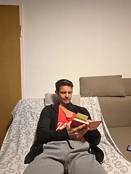 Snapshot of Mystery_Mark chatting on April 26, 2026, 12:25 pm Mystery Mark online show from April 26, 2026, 12:25 pm