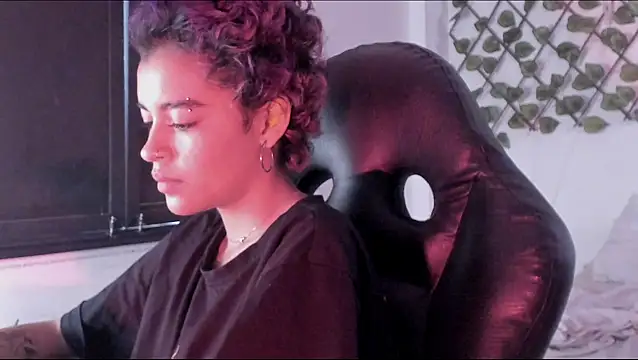 Anny Kiitty online show from February 24, 2026, 7:45 pm