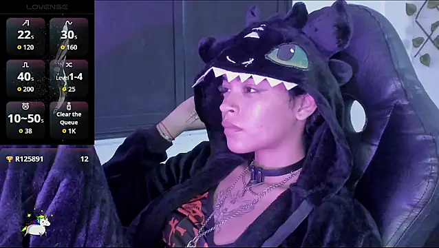 Anny Kiitty online show from March 18, 2026, 8:01 pm