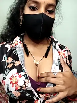 Desi Hot Queen online show from February 3, 2026, 4:21 am